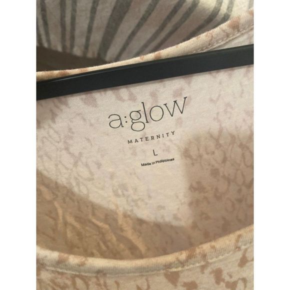 a:glow Women's T-Shirts Large - Picture 3 of 3